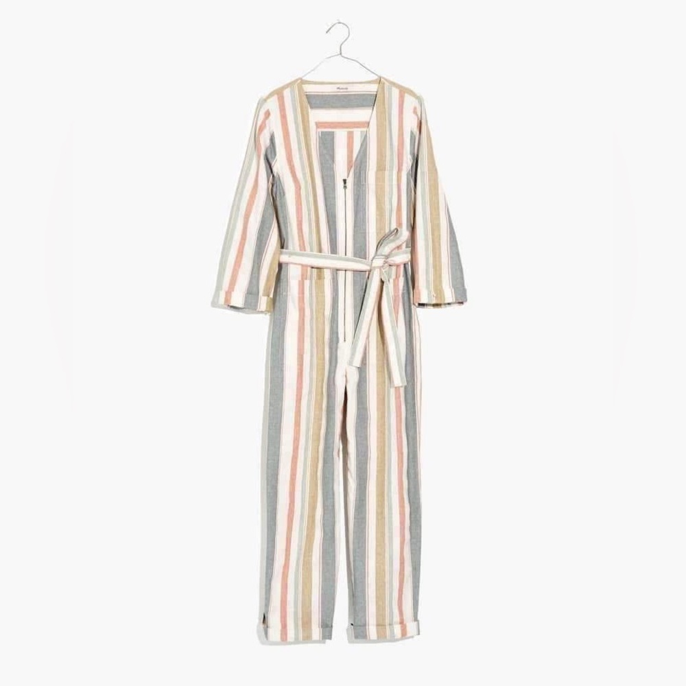 Madewell
V-Neck Tie-Waist Jumpsuit